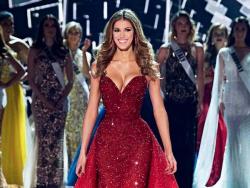 Iris Mittenaere grateful to Michael Cinco for her impeccable red gown