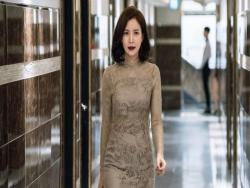 Yoon Se Ah Transforms Into A Charismatic Club Owner In New “Just Between Lovers” Stills