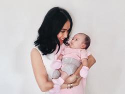 Heart Evangelista introduces her niece, Baby Bella