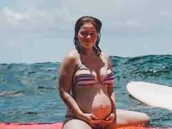 LOOK: Six months pregnant Andi Eigenmann goes surfing in Siargao