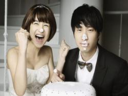 Tablo And Kang Hye Jung Celebrate Their 8th Anniversary