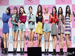 TWICE Reveals Which Member Surprisingly Loves To Rap