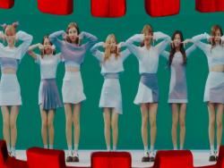 TWICE’s “TT” Becomes Fastest K-Pop Group MV To Reach 250 Million Views