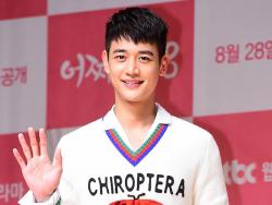 SHINee’s Minho Reveals What He’d Do If He Could Go Back In Time
